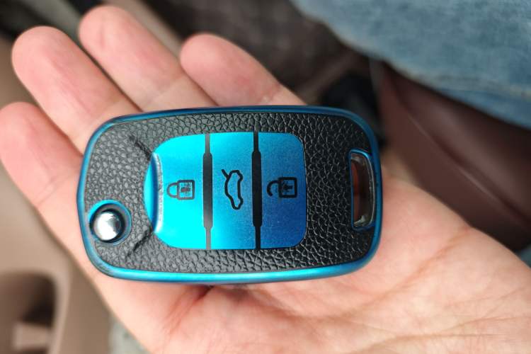 Used Wuling Hongguang MINIEV 2025 Four-Door Version Advanced Edition Vehicle Key