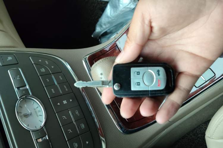 Used Buick Park Avenue 2011 Bao'ao Forum Commemorative Edition
