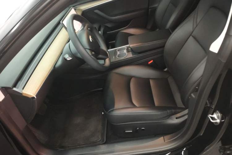 Used Tesla Model 3 2022 Rear-Wheel-Drive Version Left Front Seat