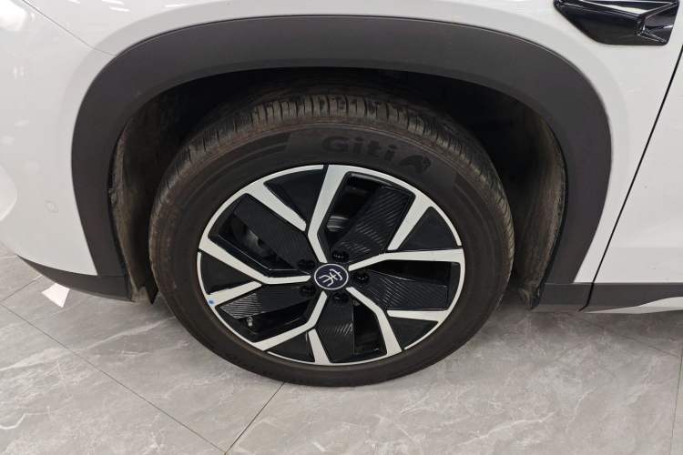 Used BYD Song L DM-i 2025 Intelligent Driving Version 160 km Beyond-Range Type