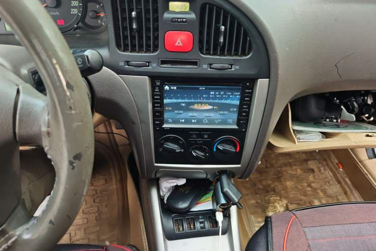 Used Hyundai Elantra 2011 1.6L Manual Comfort Version
