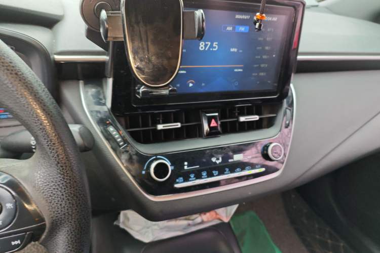 Used Toyota Levin 2021 185T CVT Luxury Edition
