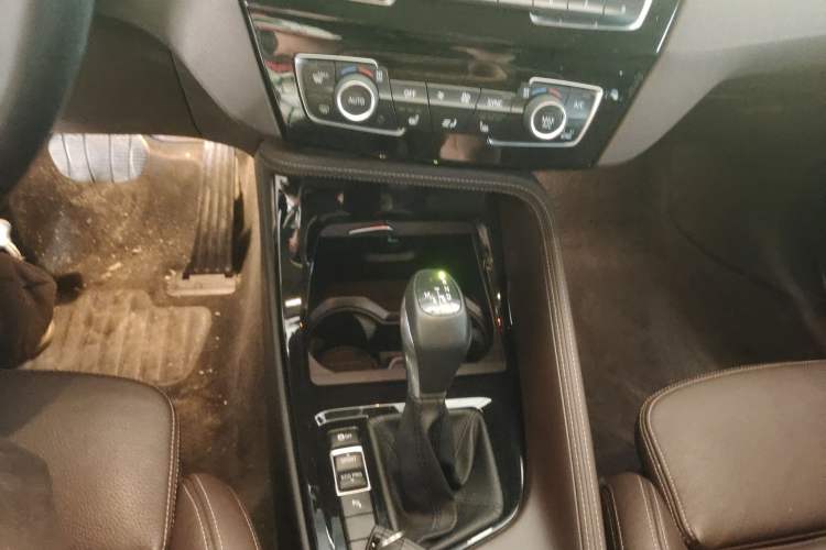 Used BMW X1 2016 sDrive18Li Luxury Model
