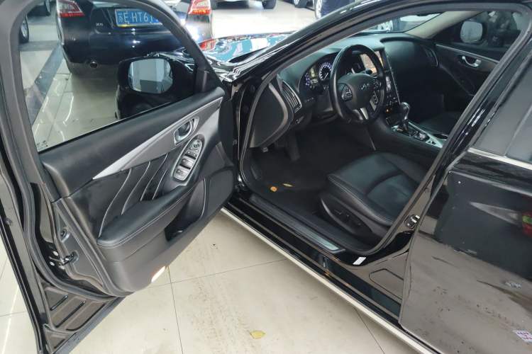 Used Infiniti Q50L 2016 2.0T Ambition Edition Driver Seat