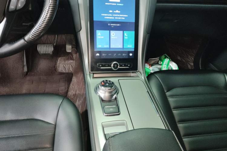 Used Ford Mondeo 2020 EcoBoost 180 Stylish Model Gear Lever