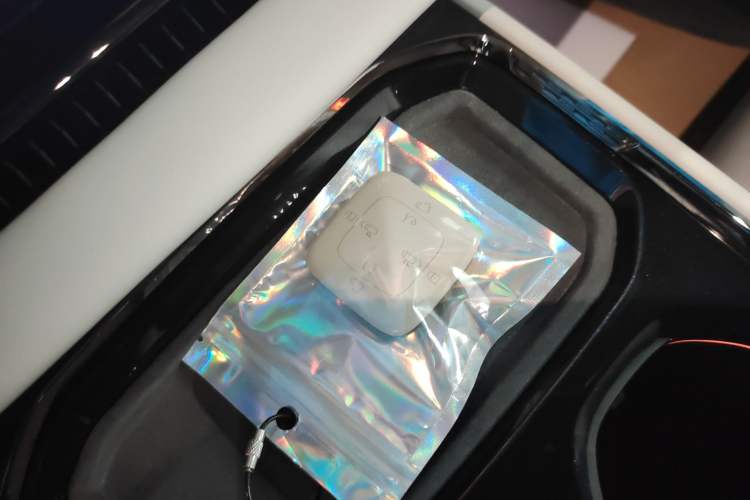 Used Zeekr 009 2024 7-Seater Walk-Through Version Four-Wheel Drive 108 kWh
