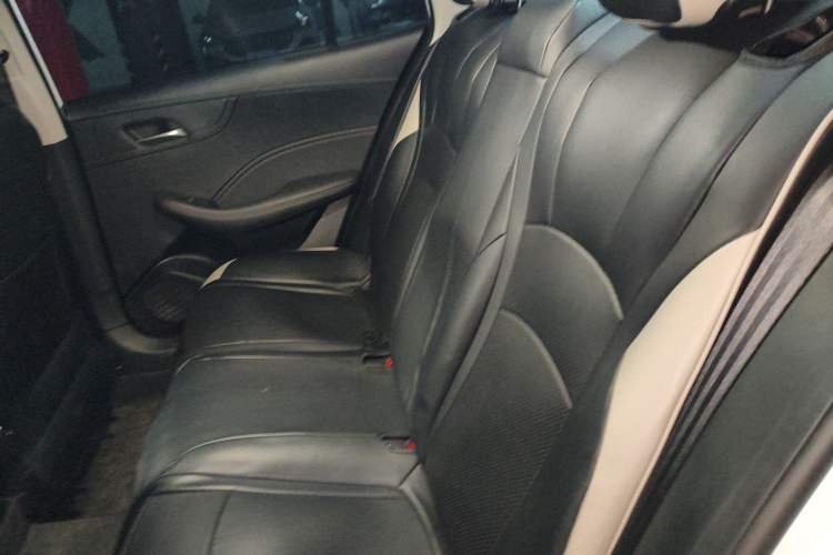 Used Roewe i5 2023 1.5L CVT Luxury Edition