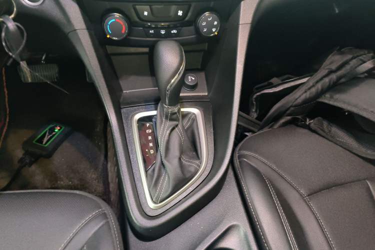 Used Buick GT 2021 Revised Version Flagship 1.5L Automatic Elite Edition Gear Lever