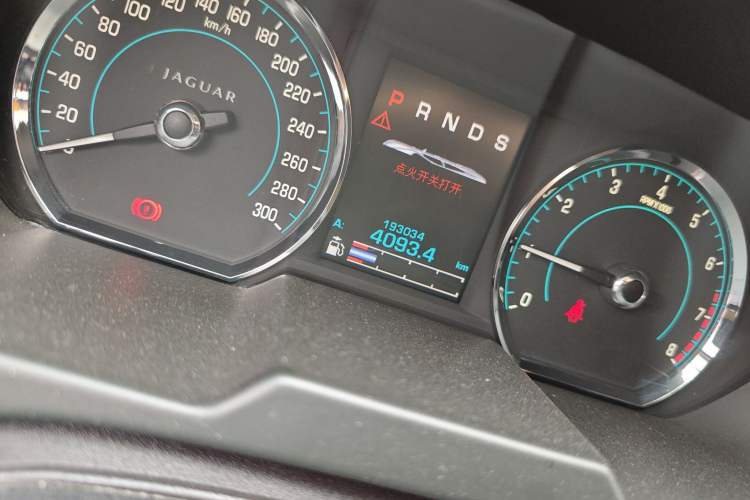 Used Jaguar XF 2013 XF 2.0T Luxury Edition
