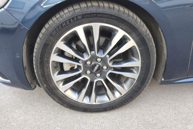 Used Lincoln Continental 2017 3.0T Four-Wheel Drive Prestige Edition
