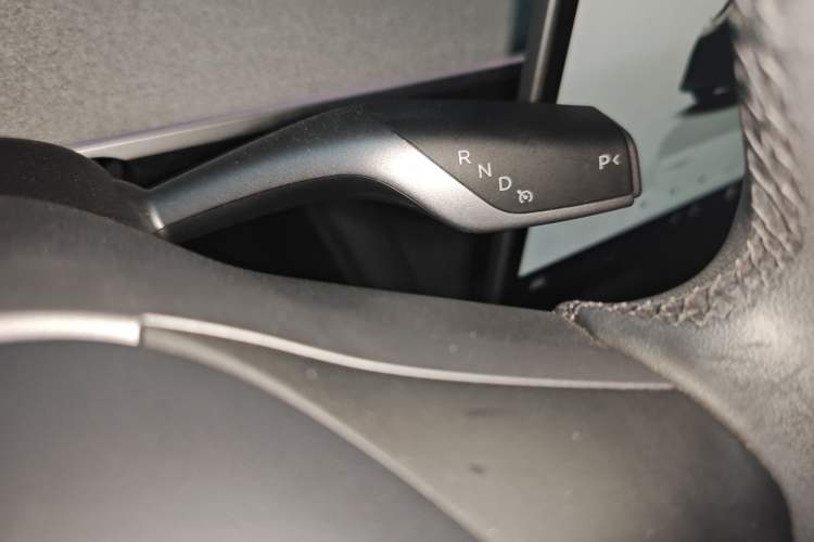 Used Tesla Model Y 2023 Rear-Wheel-Drive Version Gear Lever