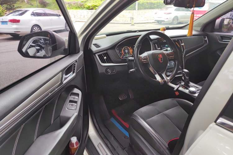 Used Roewe RX5 New Energy 2017 eRX5 50T Hybrid Connected Prestige Flagship Edition
