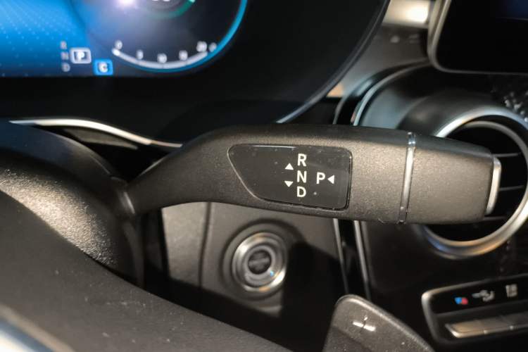Used Mercedes-Benz C-Class 2020 C 260 Estate Gear Lever