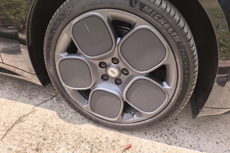 Used Xiaomi Auto SU7 2024 Rear-Drive Ultra-Long Range Advanced Pro-Level Intelligent Driving Version