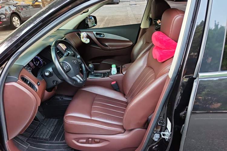 Used Infiniti QX50 2015 2.5L Luxury Edition Left Front Seat