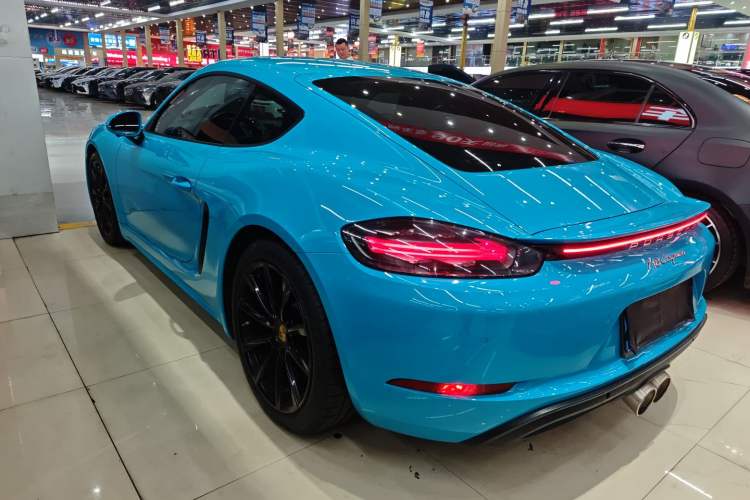 Used Porsche 718 2016 Cayman 2.0T