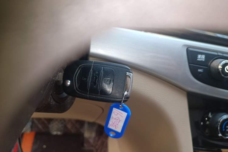 Used Baojun 730 2016 1.5L Manual Comfort Version 7 Seats China V Emission Standard