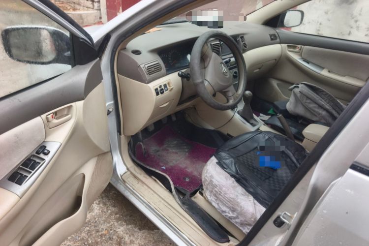 Used Toyota Corolla EX 2011 1.6L Manual Classic Edition