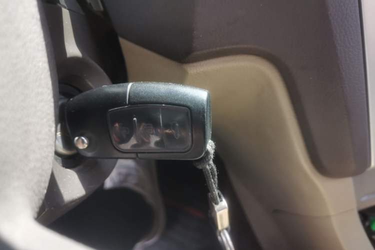 Used Ford Focus 2011 Sedan 1.8L Automatic Fashion Edition Vehicle Key