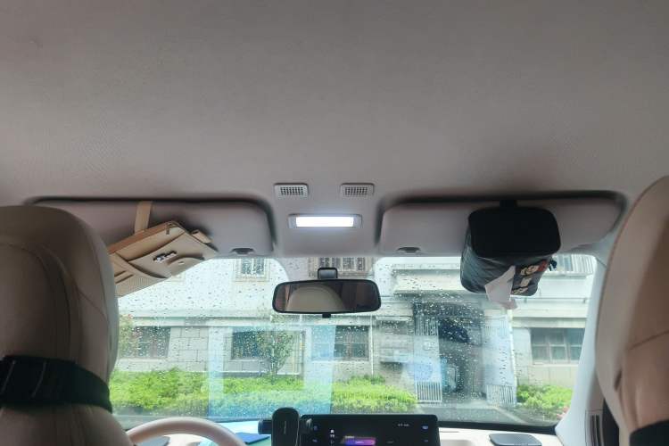 Used Geely Galaxy Panda 2023 Panda Mini 200km Endurance Bear
