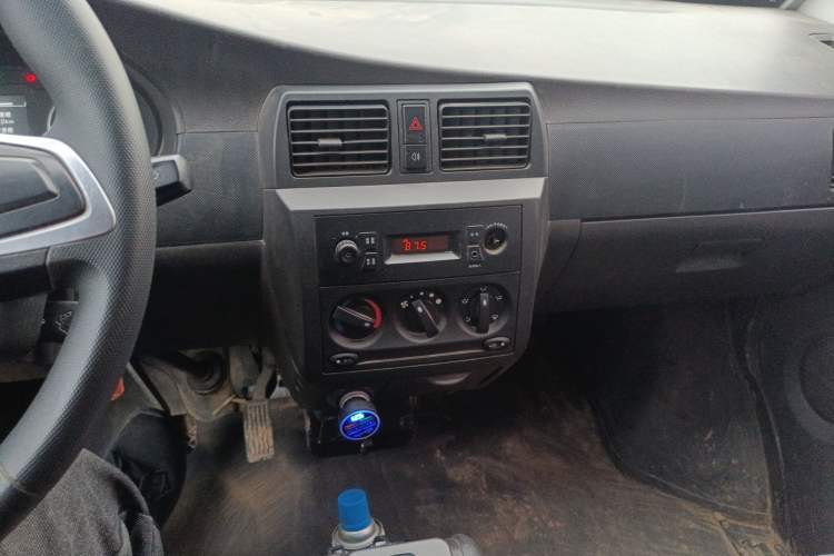 Used Wuling Rongguang EV 2020 Basic Version 7-Seater 300 km
