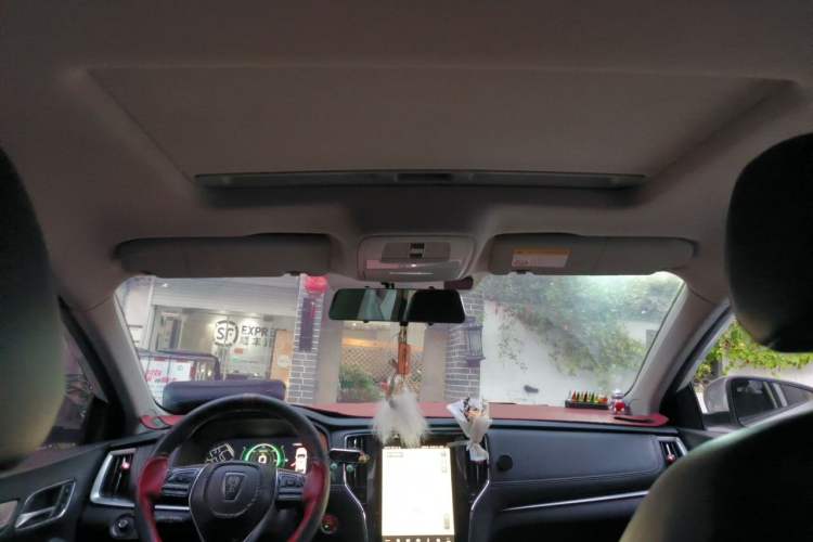 Used Roewe i6 New Energy 2017 45T Hybrid Connect & Smart Enjoyment Edition
