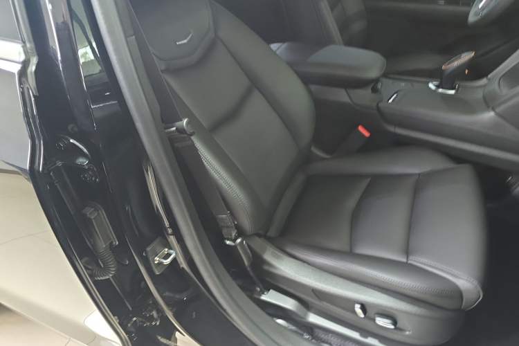 Used Cadillac XT5 2018 25T Tech Model