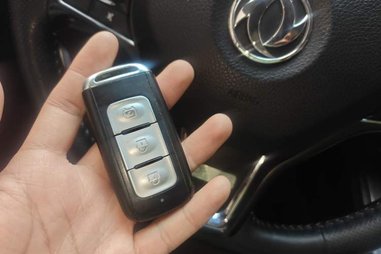 Used Dongfeng Fengon 580 2017 1.5T CVT Smart Style Model
