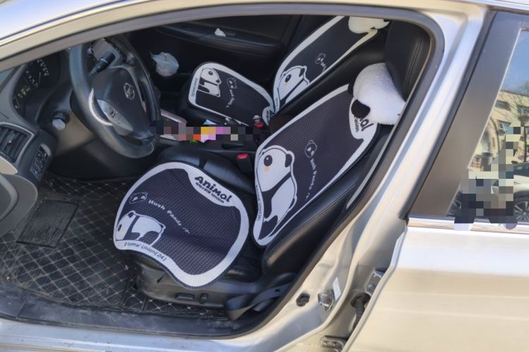 Used Nissan Sylphy 2014 1.6XV CVT Deluxe Edition Left Front Seat