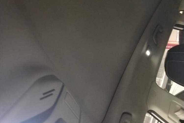 Used Geely Auto Emgrand X7 Sport 2020 1.5TD Automatic Smart Connect PRO Headliner