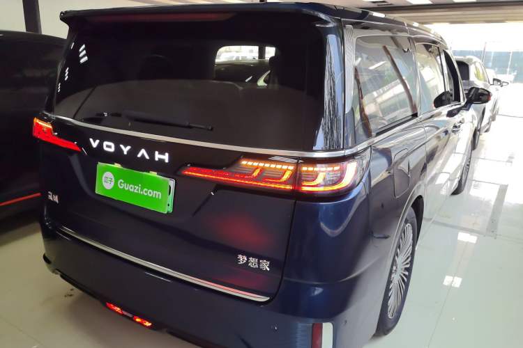 Used VOYAH Dream 2025 PHEV Four-Wheel-Drive Flagship Kunpeng Edition Rear Right 45 Deg