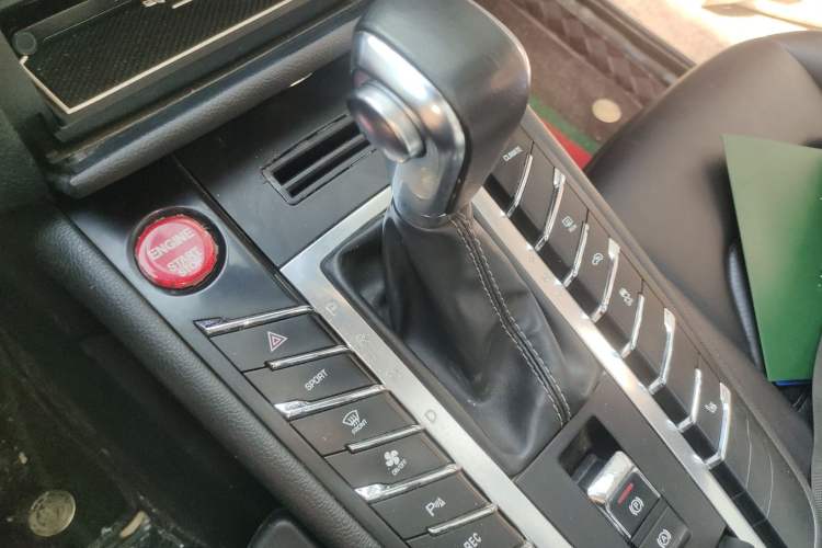 Used Zotye SR9 2017 2.0T Automatic Ultimate Dream Edition
