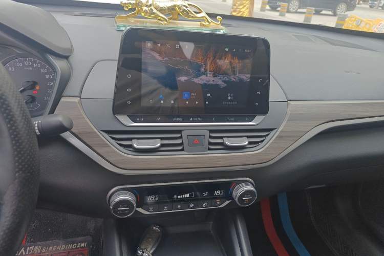 Used Nissan Teana 2021 2.0L XL Comfort Edition Audio And AC Panel