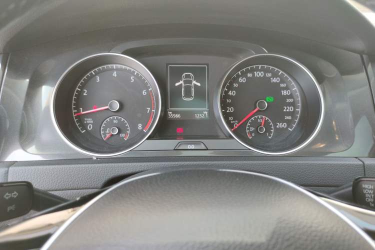 Used Volkswagen Golf 2017 230TSI Automatic Luxury Million-Vehicle Commemorative Edition