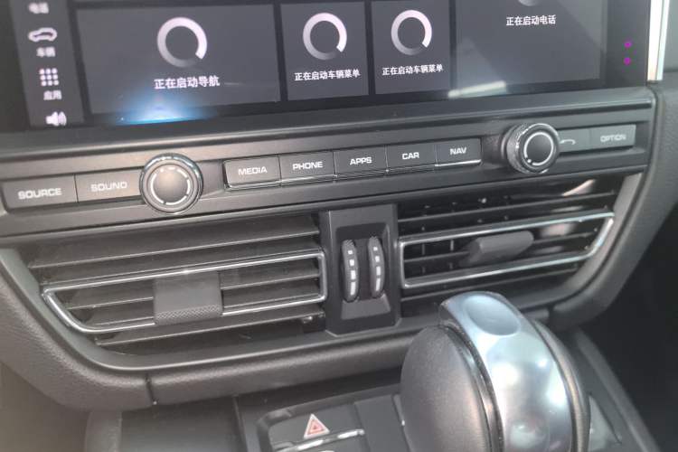 Used Porsche Macan 2021 Macan 2.0T
