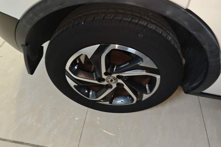 Used Dongfeng Aeolus AX5 2017 1.4T Automatic Quyue Model
