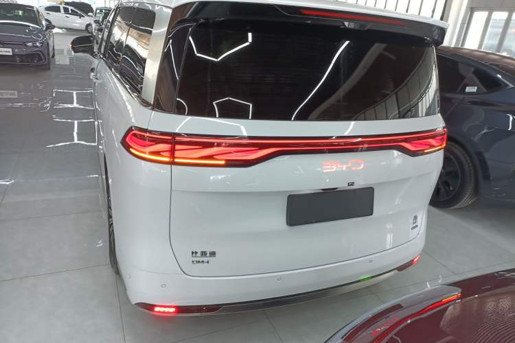 Used BYD Xia 2025 DM-i 1.5T 180km Beyond Edition