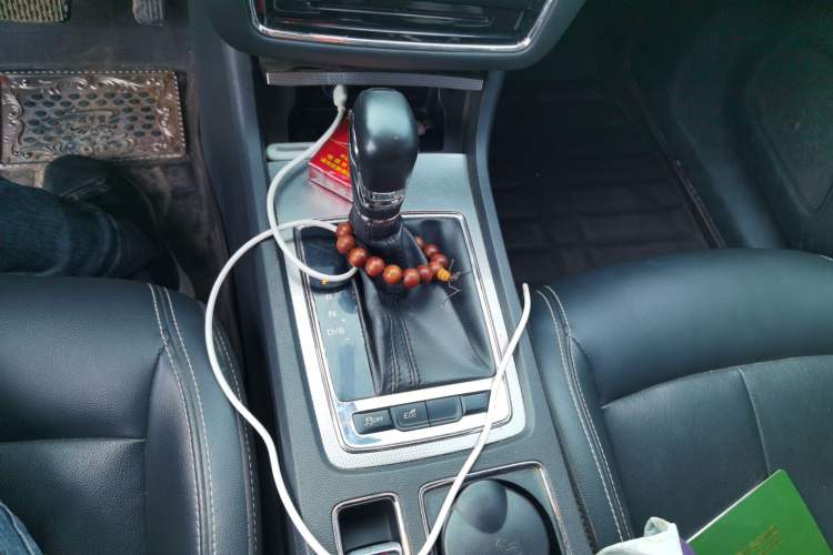 Used Roewe i6 2017 20T Automatic Flagship Edition
