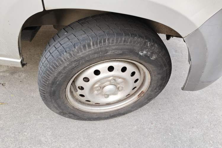 Used Wuling Zhiguang 2015 1.2L Practical LS-I Model