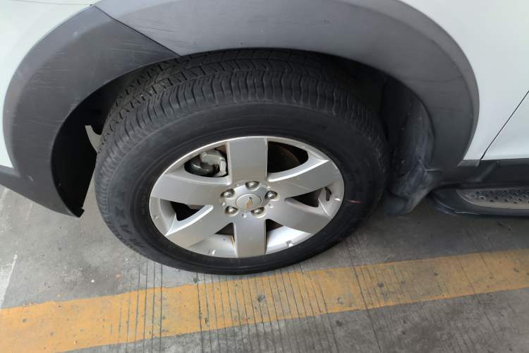 Used Chevrolet Captiva 2014 2.4L Two-Wheel Drive Urban Version 7 Seats
