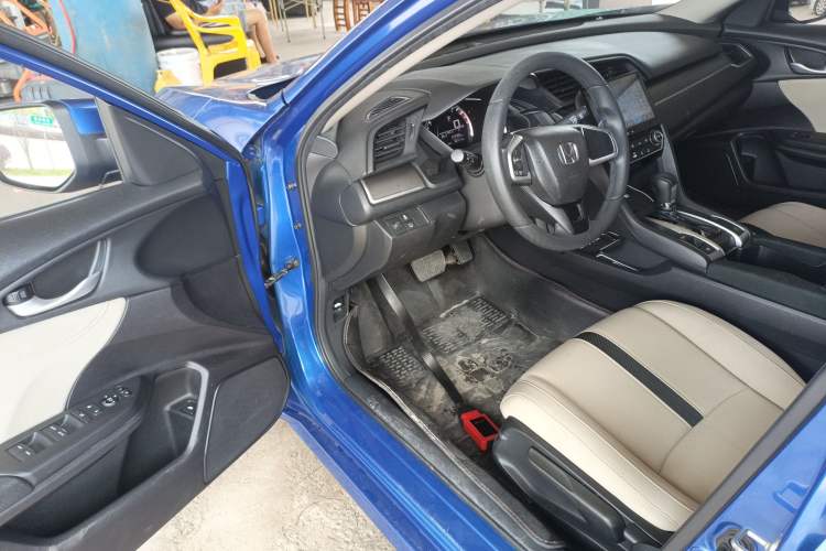 Used Honda Civic 2016 180TURBO CVT Comfort Version
