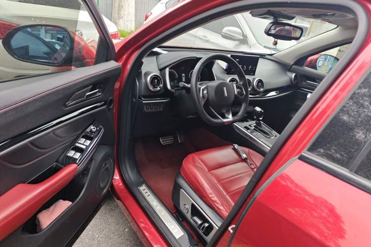 Used Wey VV5 2017 2.0T Ultra-Luxury Version
