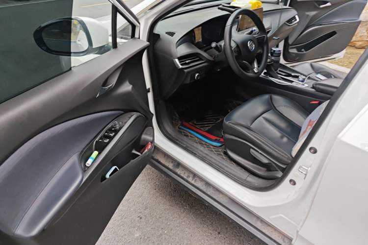 Used Buick Velite 6 2022 Connected & Shared PLUS
