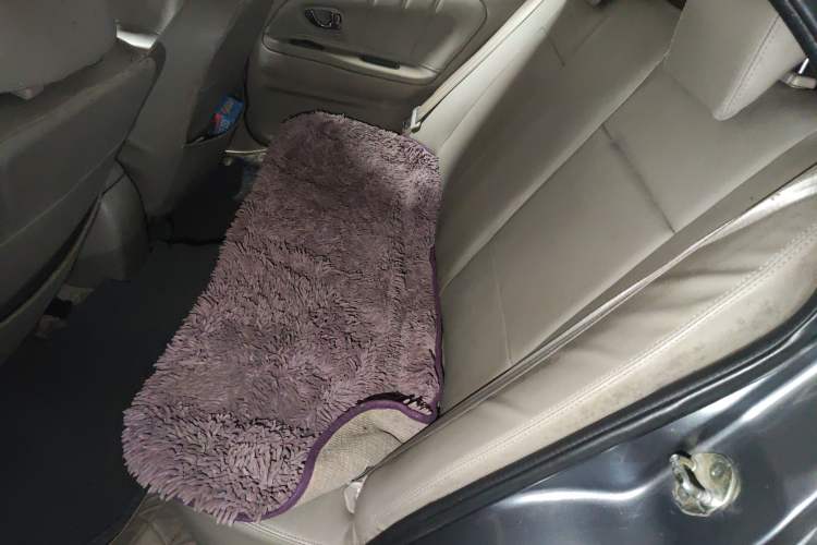 Used Soueast V3 Lingyue 2011 Revised Version 1.5L Manual – Style Edition Left Rear Seat
