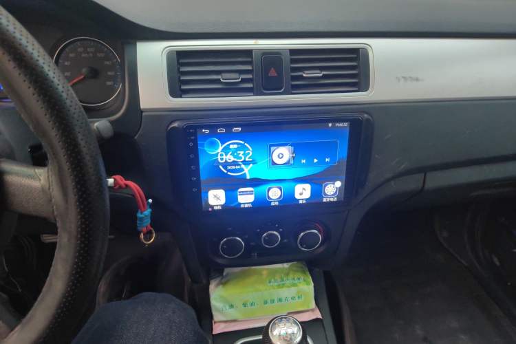 Used CHANGAN KAICHENG Shenqi F30 2016 1.5L Comfort Plus Long Wheelbase DAM15L Audio And AC Panel