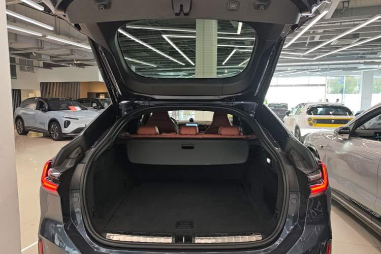 Used Nio EC6 2020 465 km Sport Edition
