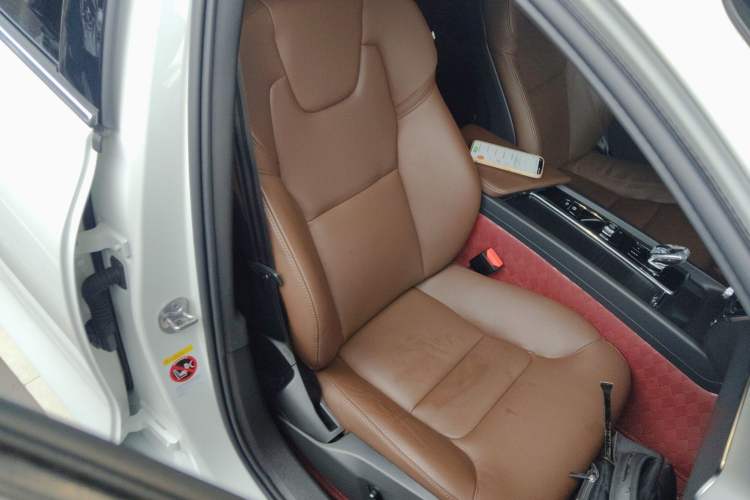 Used Volvo S60 2024 B4 Zhiyi Luxury Edition Right Front Seat