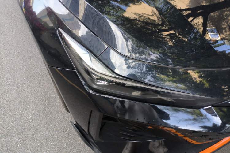 Used CHANGAN UNI-V 2024 1.5T Prestige Sport Edition
