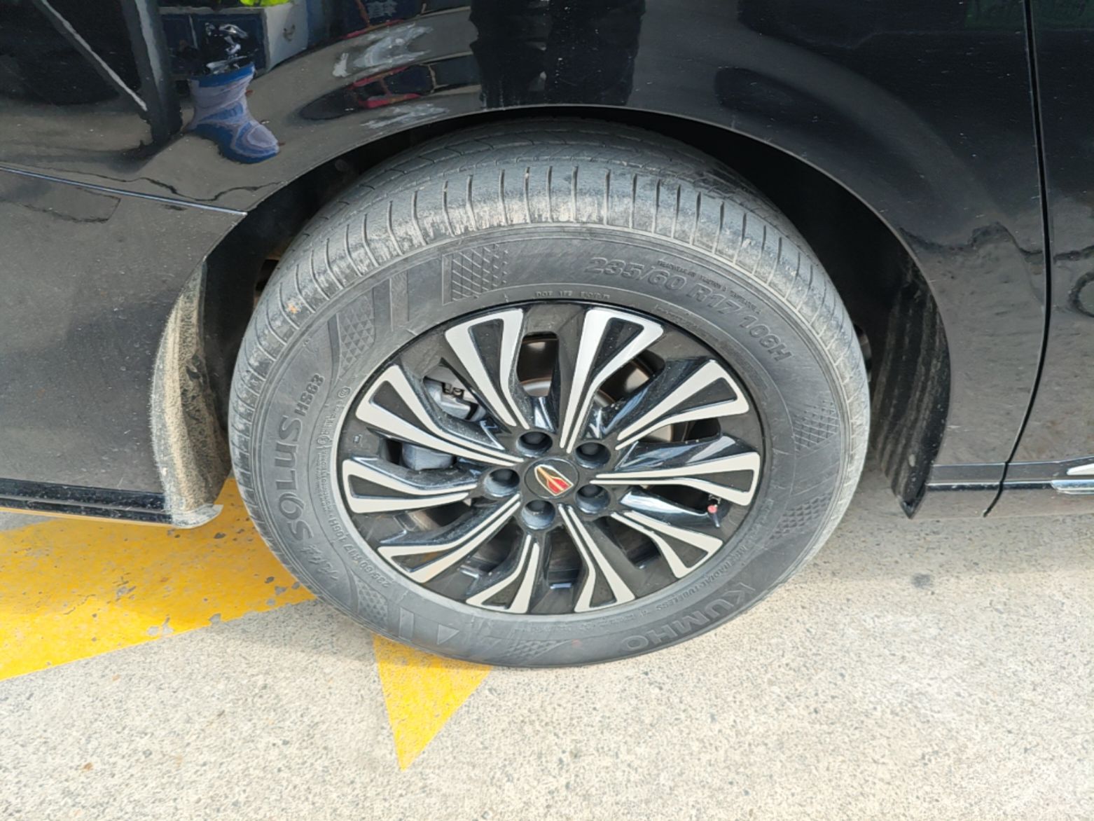 Hongqi HQ9 PHEV 2024 2.0T Four-Wheel Drive Business Edition — снимка 11