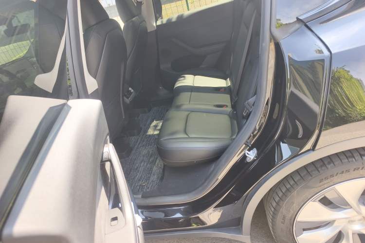 Used Tesla Model Y 2022 Revised Version Rear-Wheel Drive Left Rear Seat